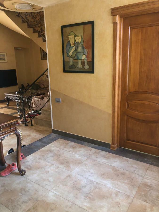 Luxury Tumanyan Apartment 예레반 외부 사진